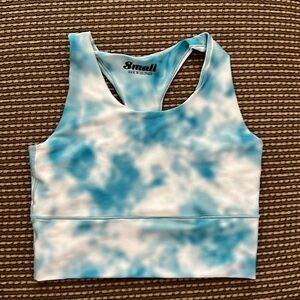 EUC Colorado Threads sports bra size small blue clouds